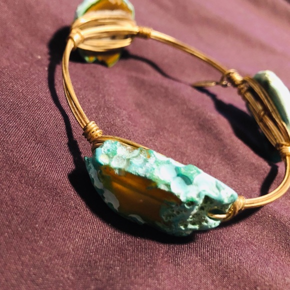 Bourbon and bowties bracelet - Picture 4 of 5